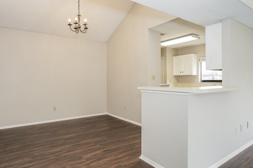 Building Photo - 3581 S St Lucie Dr