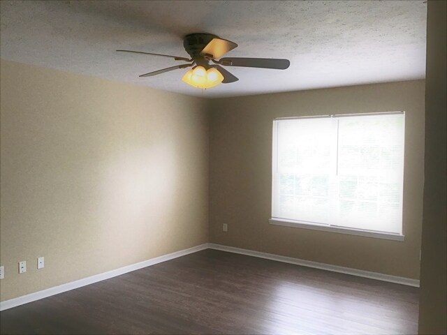 Building Photo - 14077 Wheeling Ct
