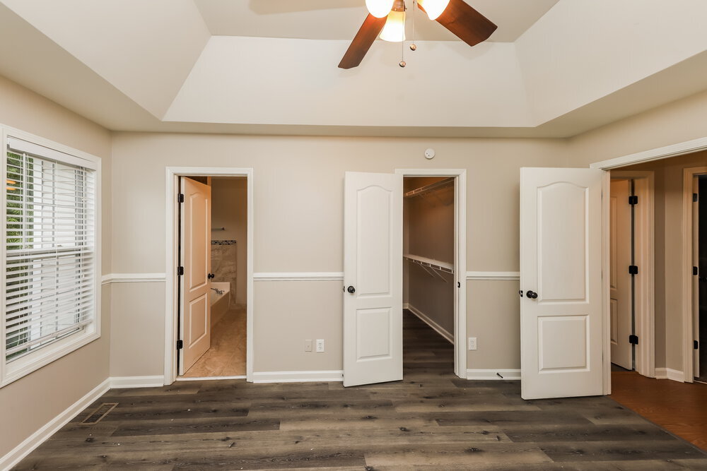 Building Photo - 7872 Newport Dr