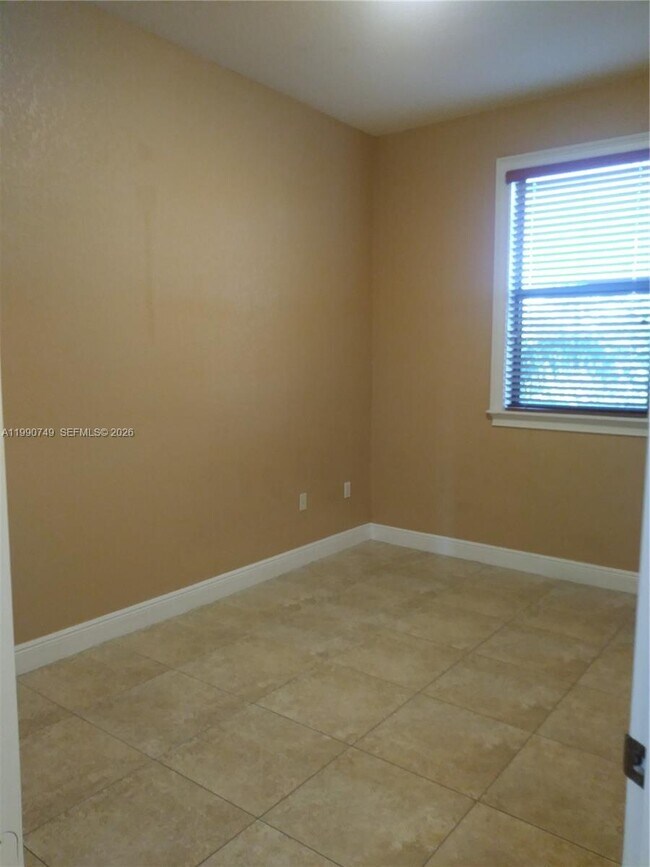 Building Photo - 13978 NW 88th Pl