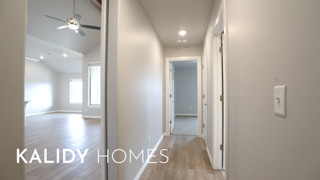 Building Photo - 12500 Elba Dr