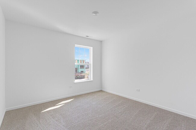 Building Photo - 25650 W Wakefield Dr