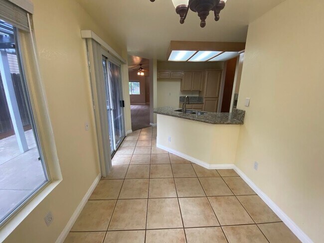 Building Photo - Charming Antelope Home - Open House Tuesday April 28th 4-4:30 PM