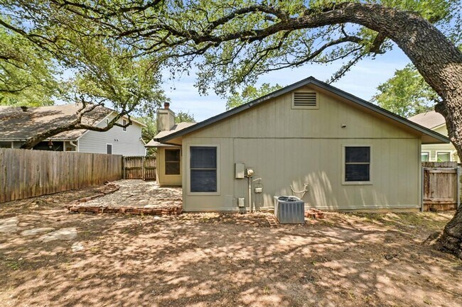 Building Photo - 7403 Dallas Dr