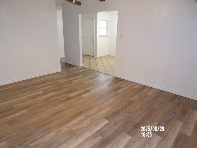 Building Photo - 2335 NW 41st St