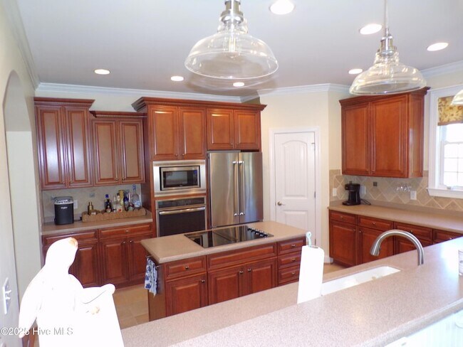 Building Photo - 42 Harbor Village Terrace