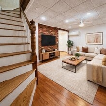 Building Photo - 16 W 51st St