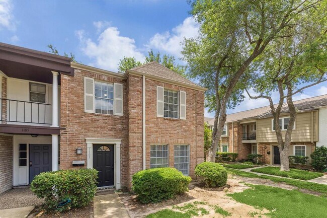 Building Photo - 1107 Country Pl Dr