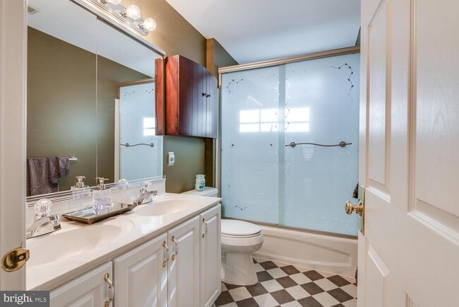 Building Photo - 10857 Hunter Gate Way