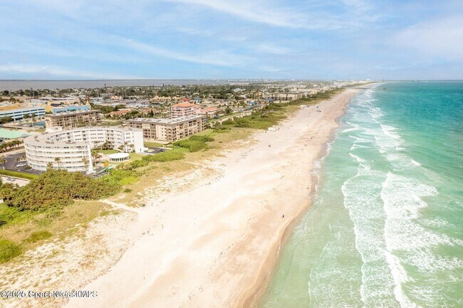 Building Photo - 4000 Ocean Beach Blvd