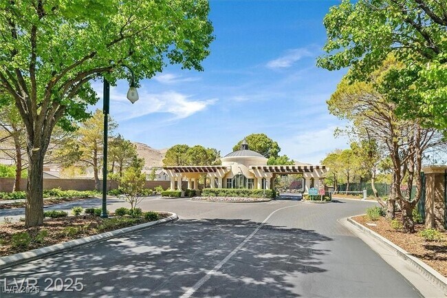 Building Photo - 11906 Port Labelle Dr