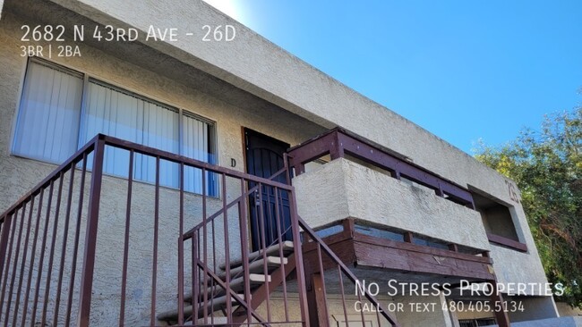 Building Photo - 3 Bed Condo at 43rd Ave and Thomas!