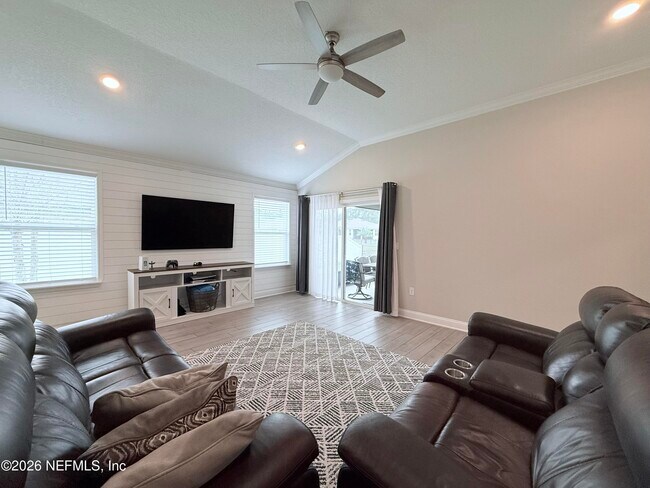 Building Photo - 171 Granite Ave