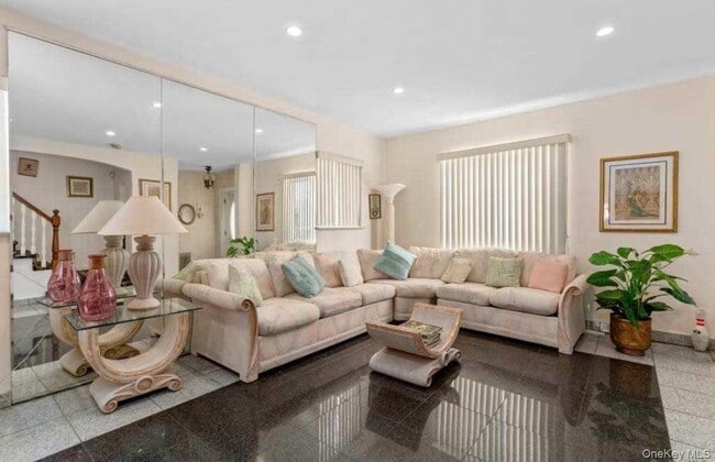 Building Photo - 73-14 174th St