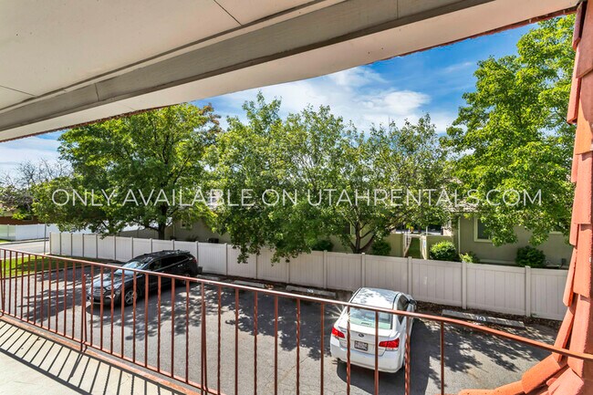 Building Photo - 763 E 1400 S