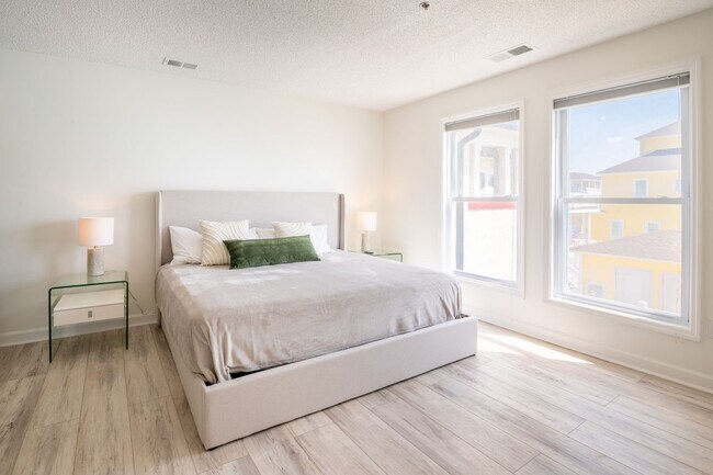 Building Photo - PLAN AND SECURE YOUR WINTER GETAWAY NOW, WHILE YOU HAVE THE BEST SELECTION