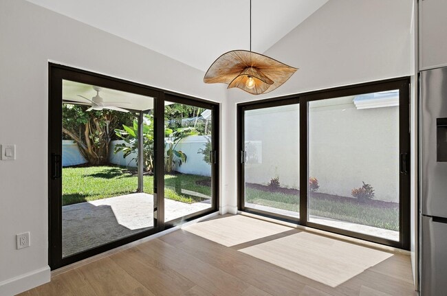 Building Photo - 139 Sand Pine Dr