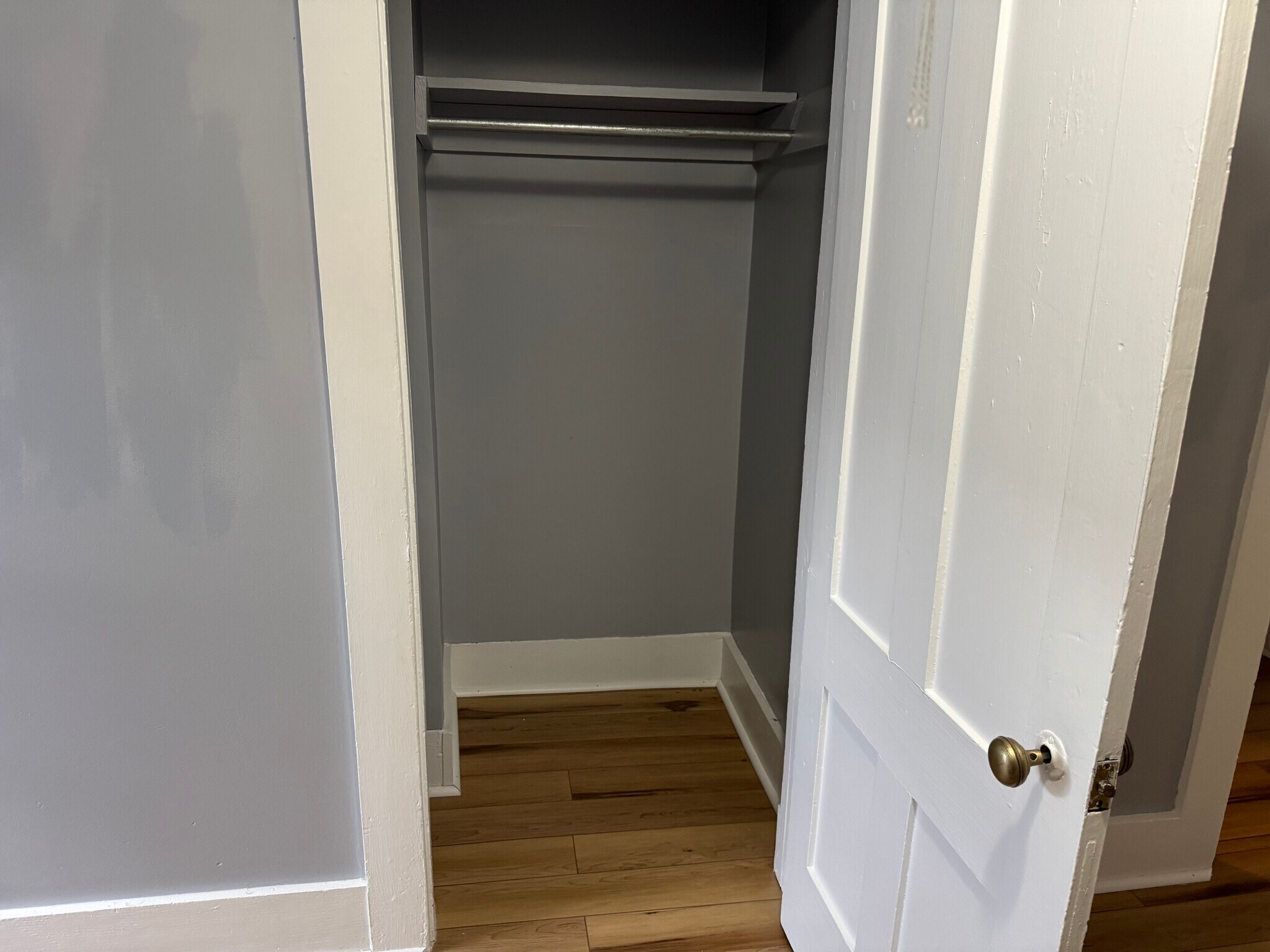 bed room closet - 55 A Thorndike