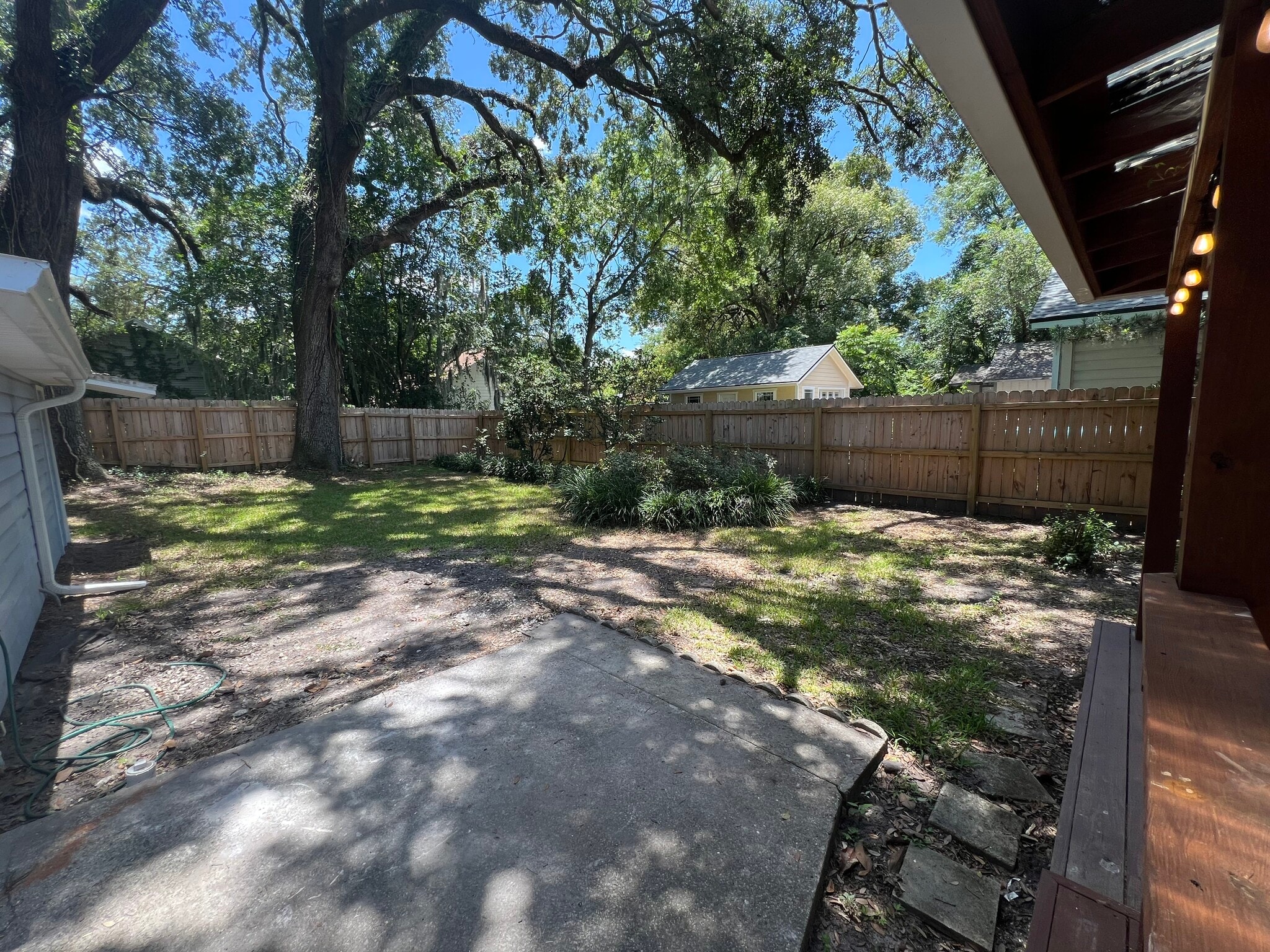Fenced in Back Yard - 3880 Walsh St