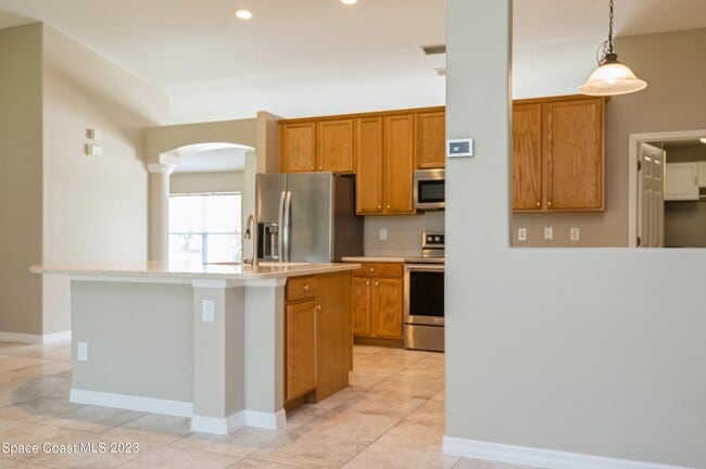 Building Photo - 5527 Indigo Crossing Dr