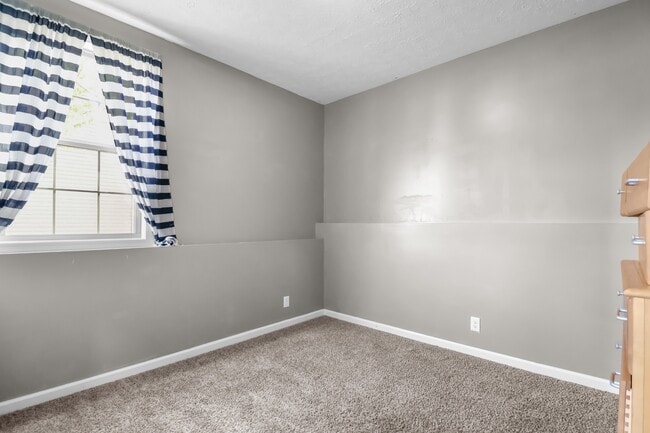 Building Photo - 2200 Trophy Trce