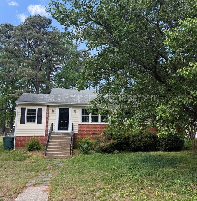 Building Photo - 9014 Weldon Dr