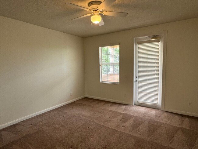 Building Photo - Beautiful Lake Nona Townhome