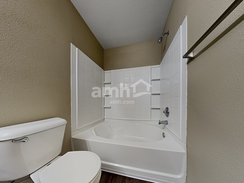 Building Photo - 2922 Welcome Way