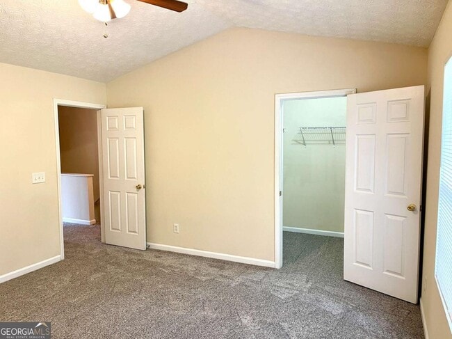 Building Photo - 5745 Strathmoor Manor Cir