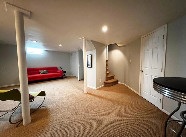 Building Photo - 24 Highland Ave