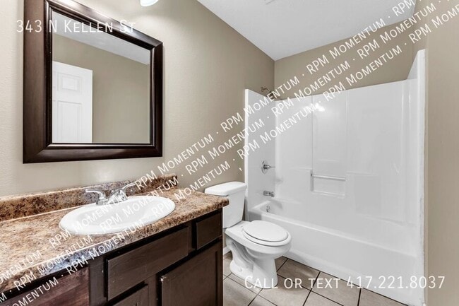 Building Photo - 343 Kellen St