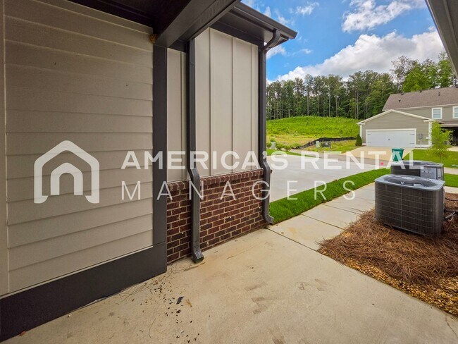 Building Photo - New Construction Townhome Available NOW!