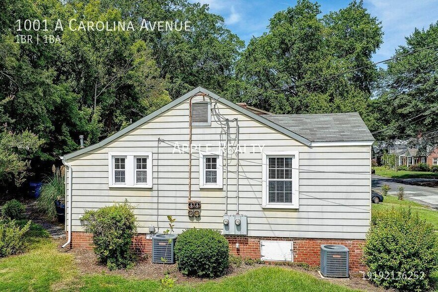 Building Photo - 1001 Carolina Ave