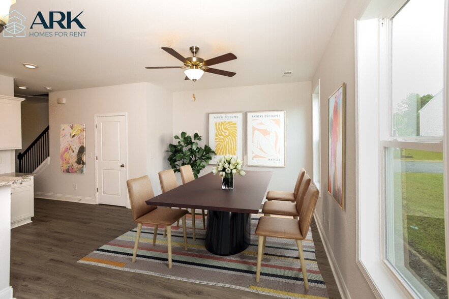 Building Photo - 405 Blue Robin Ln