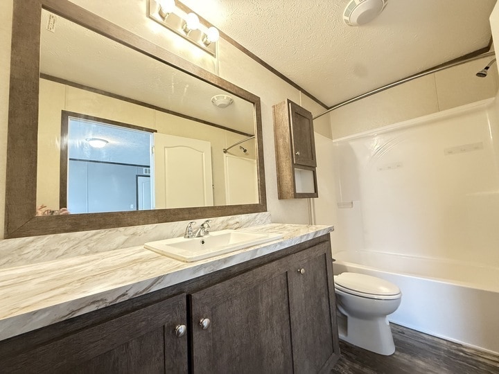 Building Photo - 10610 State Rte 762