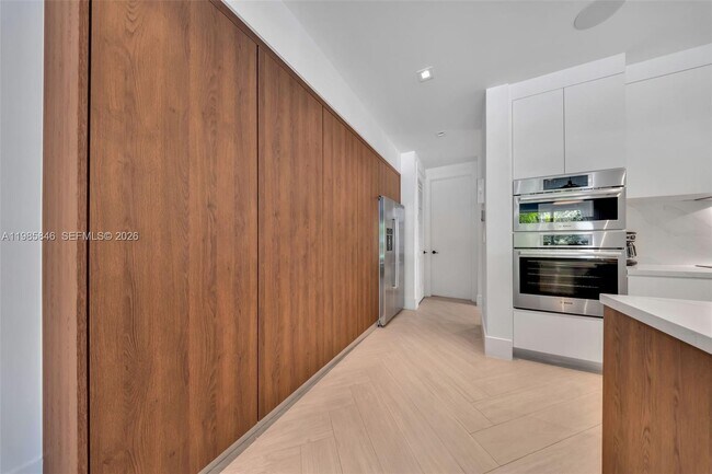 Building Photo - 3510 Segovia St