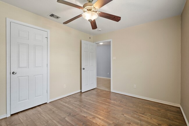 Building Photo - 1631 Quail Run