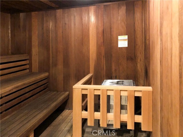 Building Photo - 7890 E Spring St