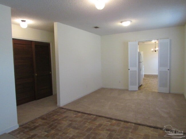 Building Photo - 4237 Futura Dr