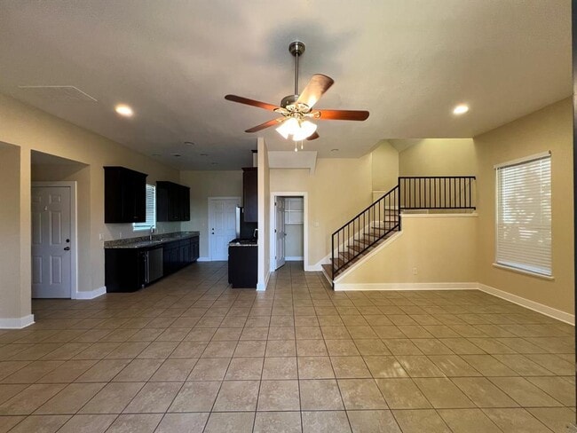 Building Photo - 1309 Olander St