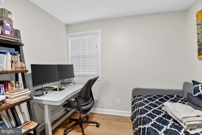 Building Photo - 3934 Stone Gate Dr