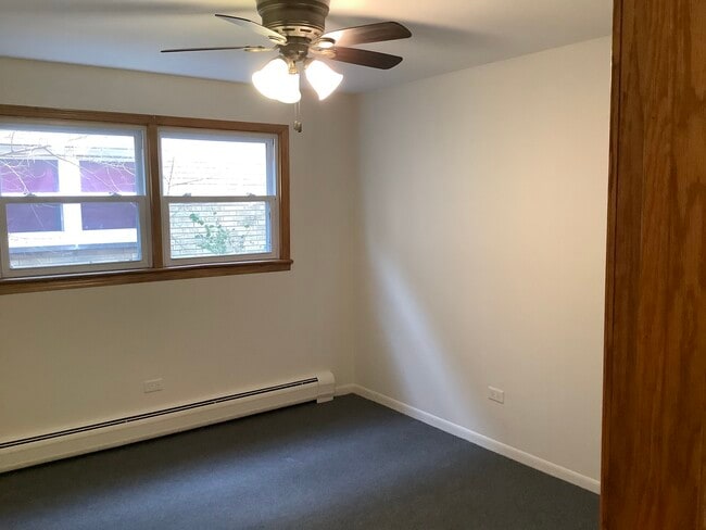 Building Photo - 10402 Moody Ave