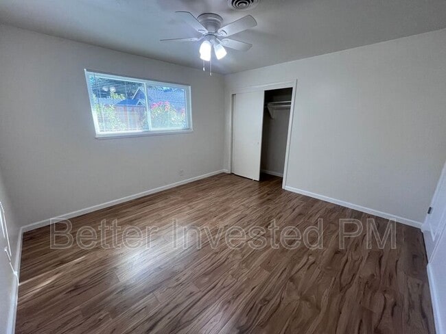 Building Photo - 866 Brigham Ave