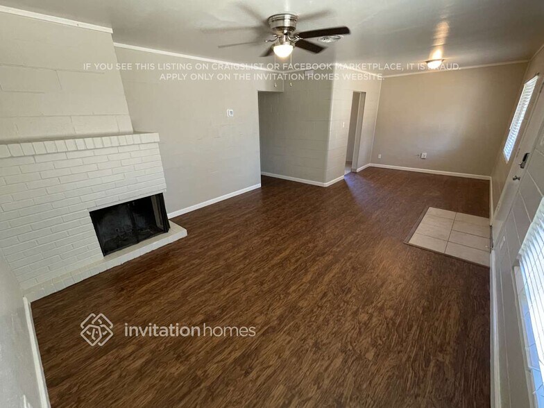 Building Photo - 3354 Horseshoe Dr
