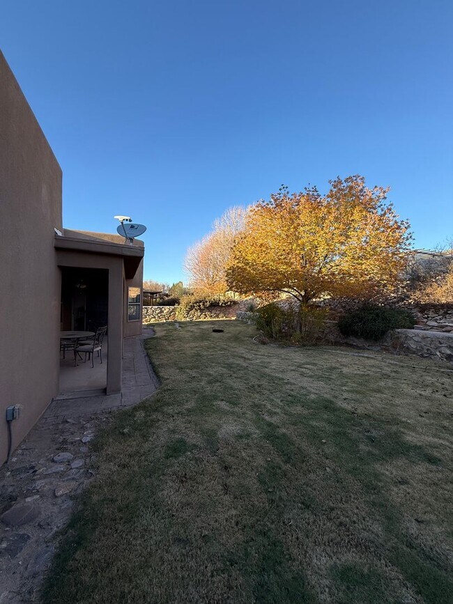 Building Photo - 4238 Trillium Dr