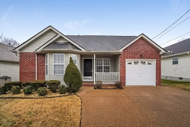 Building Photo - 3925 Calumet Dr