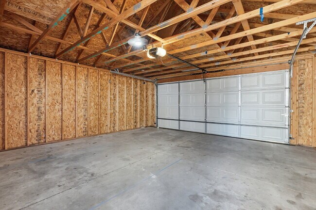 Building Photo - $2,245.95, 3 Beds - 3.5 Bath, Single Family Home in Colorado Springs with 2-Car Detached Garage!