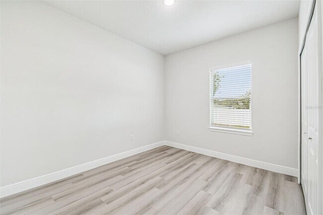Building Photo - 13053 SW 36th Ct