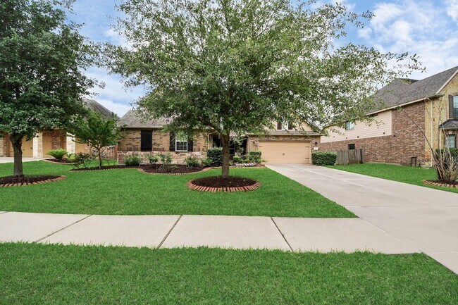 Building Photo - 22719 Shieldhall Ln