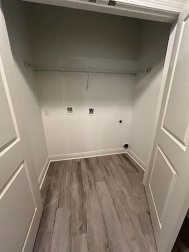 Building Photo - New Construction   $100$ off FIRST MONTHS ...